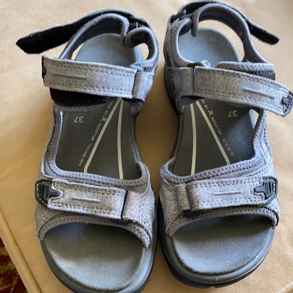 Ecco Women’s Yucatán Sandals